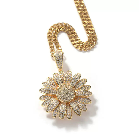 Iced Daisy Pendant Necklace