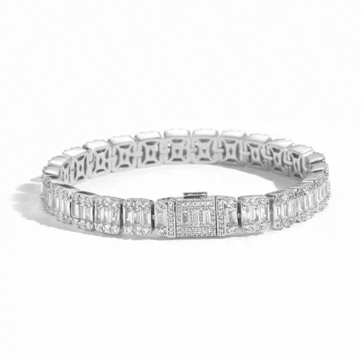 Baguette Iced Out Tennis Bracelet【7mm】