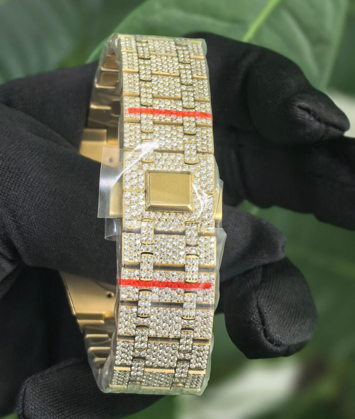 Iced Out Royal Diamond Watch【Moissanite/GOLD】