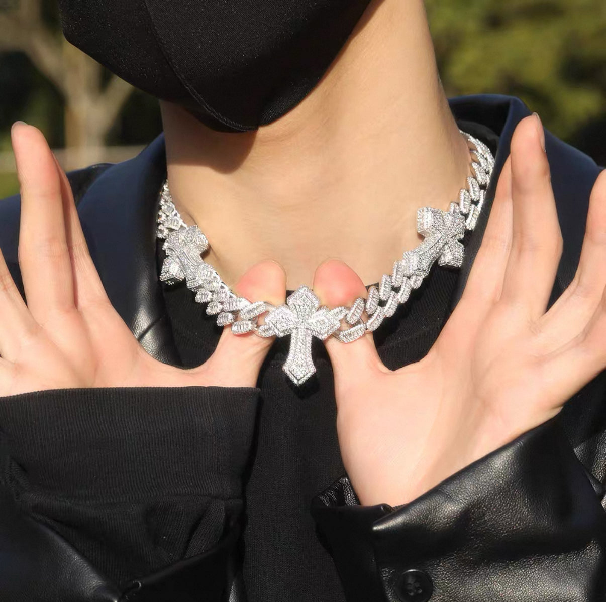 Iced Cross Cuban Link Necklace【15mm】